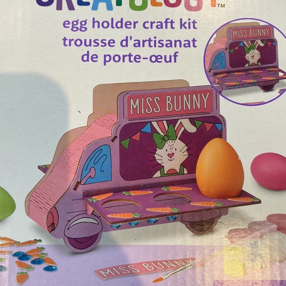 ✨8/$10. NWT. Egg holder craft kit - Picture 2 of 4